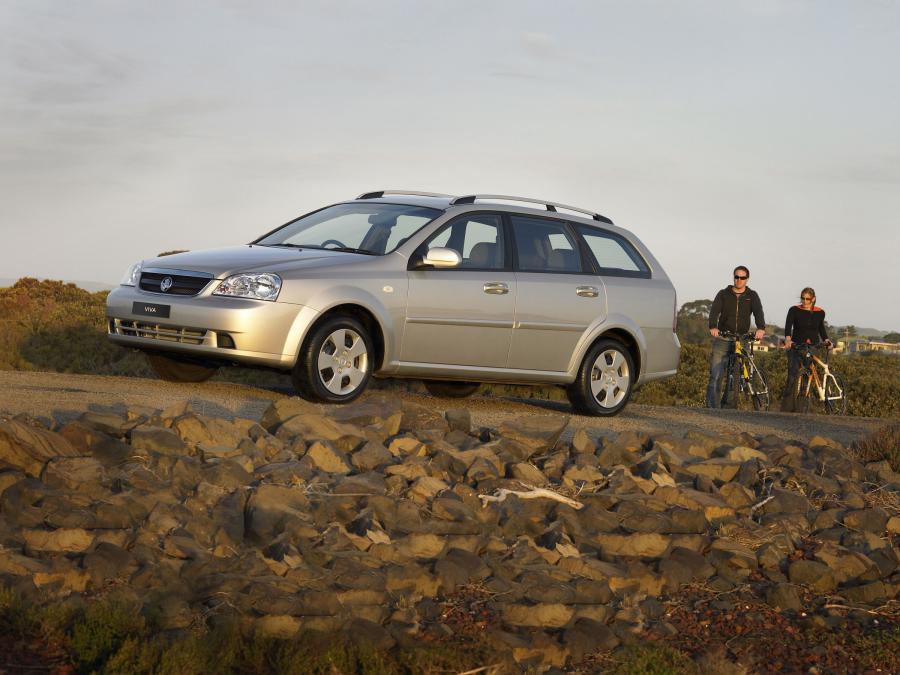  Holden Viva Wagon 2005 года  (фото 5 из 21)